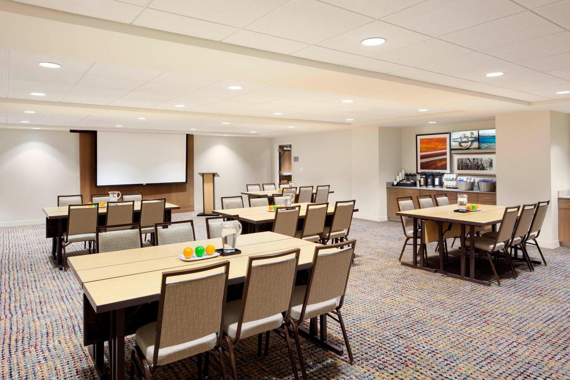 Courtyard By Marriott Portland Downtown/Waterfront Hotel Eksteriør billede